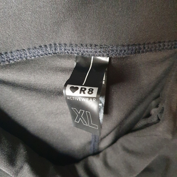 R8 ActiveWear Black Active Leggings Size XL - Picture 5 of 7